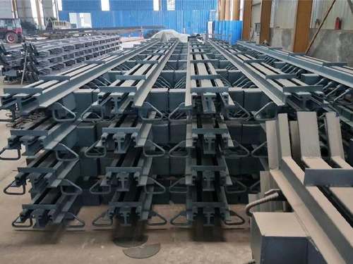 昌邑市160型模数式伸缩装置 160型桥梁伸缩缝